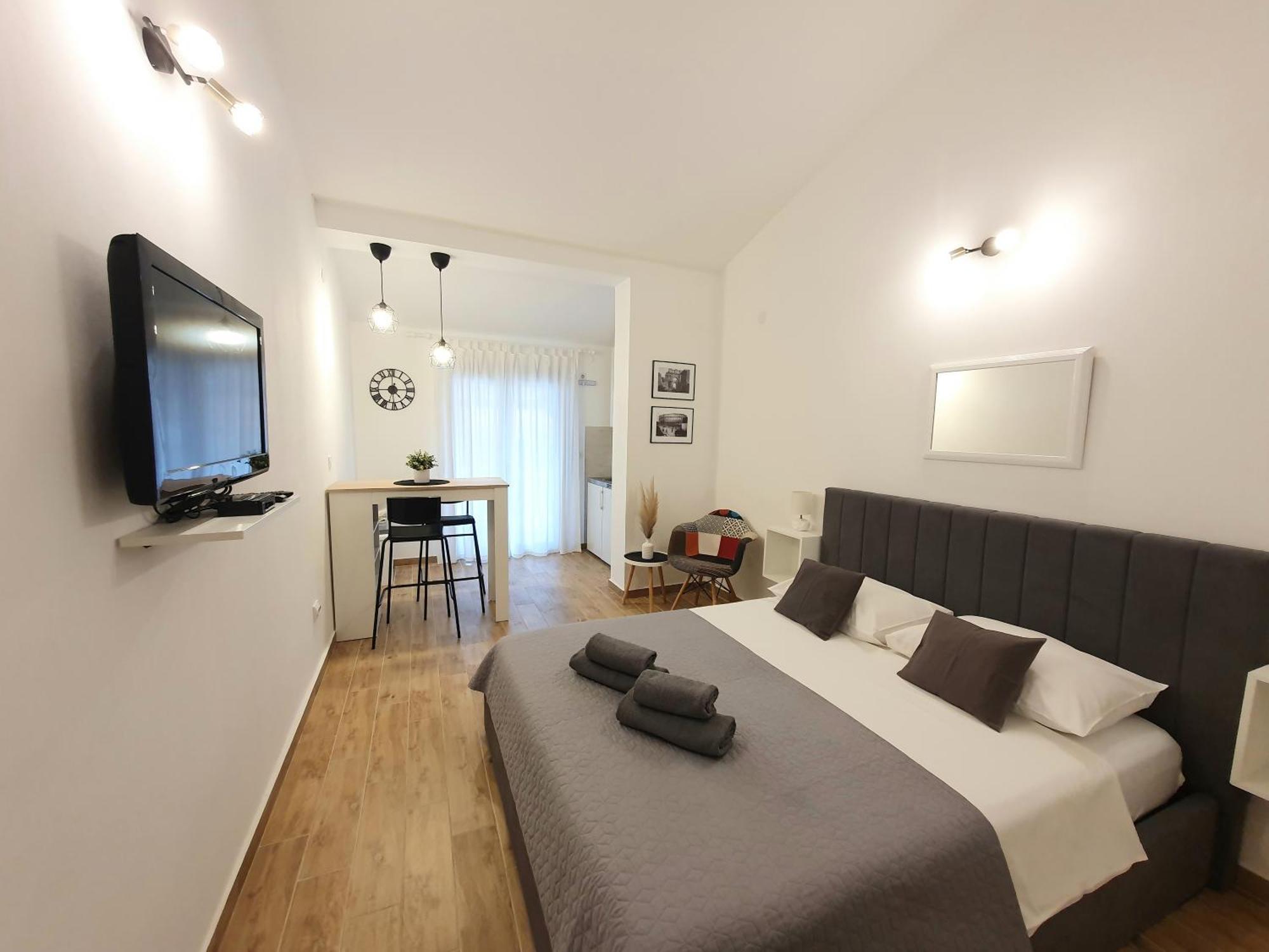 Apartments Dejana שטיניאן מראה חיצוני תמונה